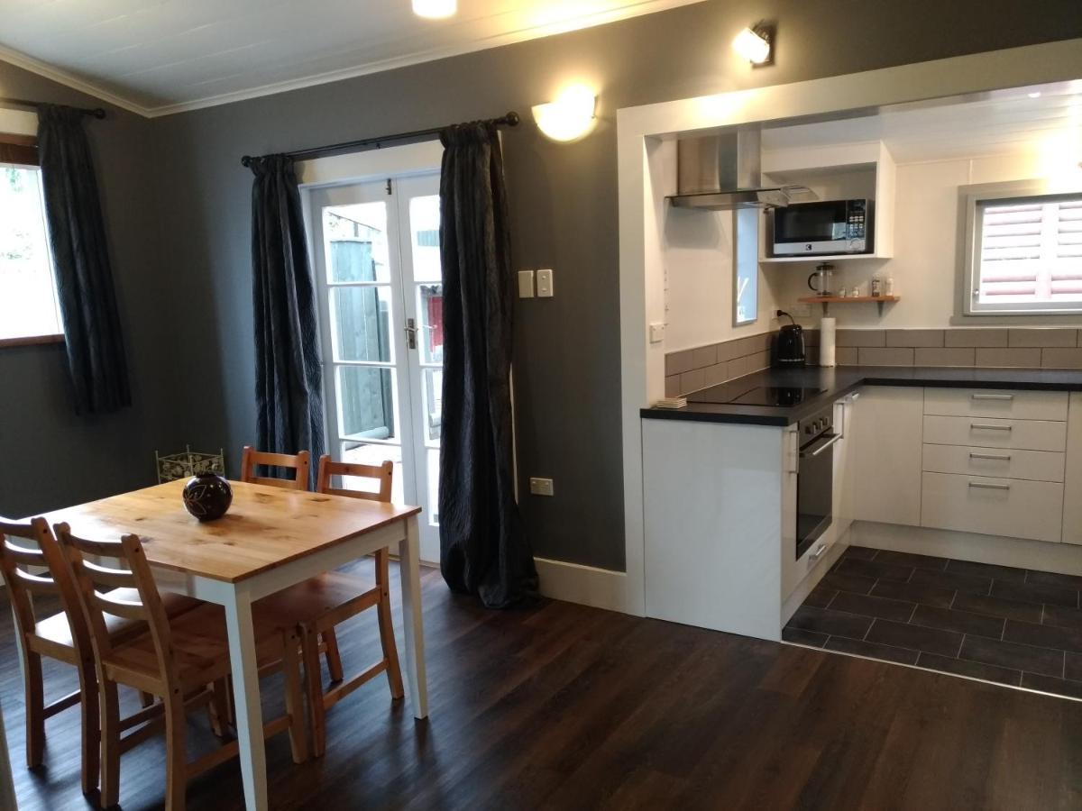 נאפייר Milton Cottage מראה חיצוני תמונה